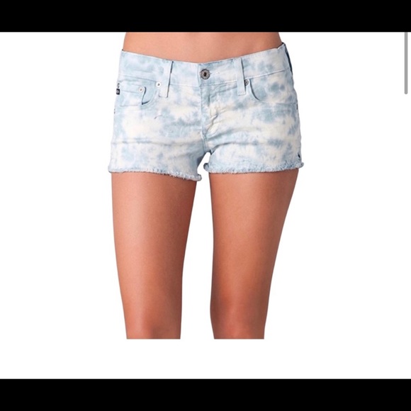 AG Daisy Low Rise Shorts in Pink Tye Dye AG size 25 - Picture 2 of 9
